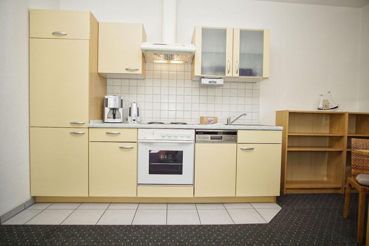 Nah Am Meer, Ruhige Lage, Gratis Nutzung Vom Ahoi Erlebnisbad Und Sauna In Sellin - Haus Inselblick Fewo 02 Goehren  Εξωτερικό φωτογραφία